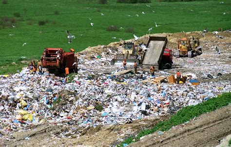 landfill wikipedia|who owns landfill sites.